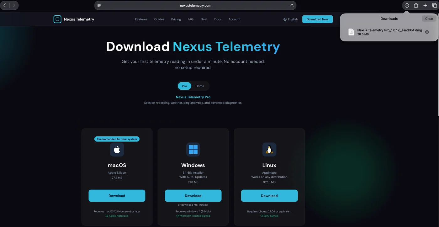 Сторінка завантаження Nexus Telemetry у Safari із завантаженим образом диска для macOS у списку завантажень.